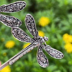”Friends “ Emily Dragonfly Hair Clip.